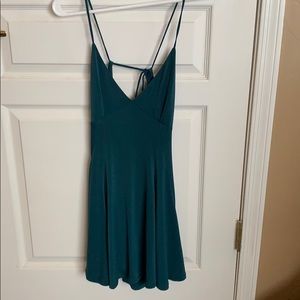 Fitted emerald green dress